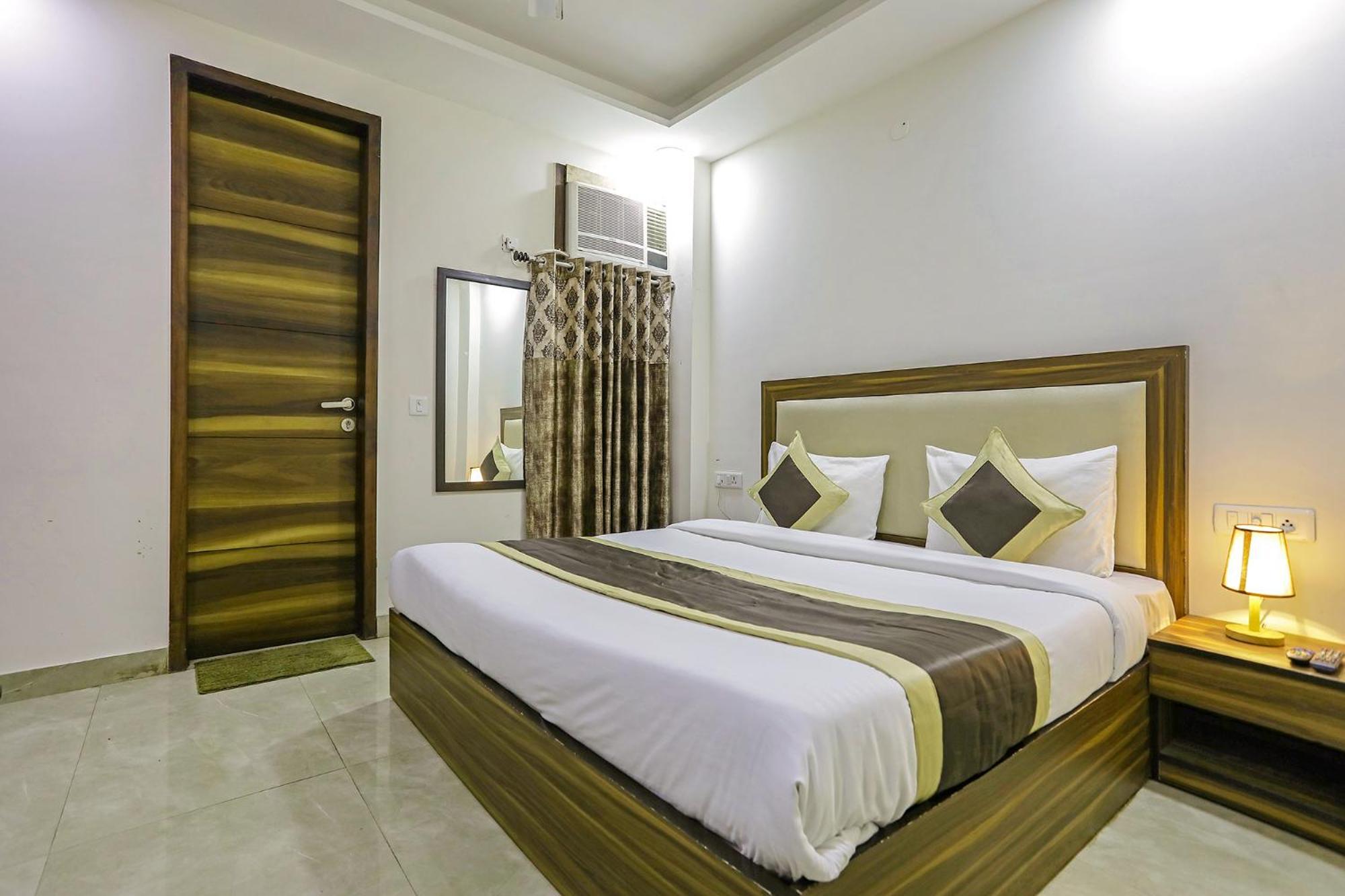 Fabhotel White House Bnb - Nr Yashobhoomi Convention Centre Delhi  Eksteriør bilde