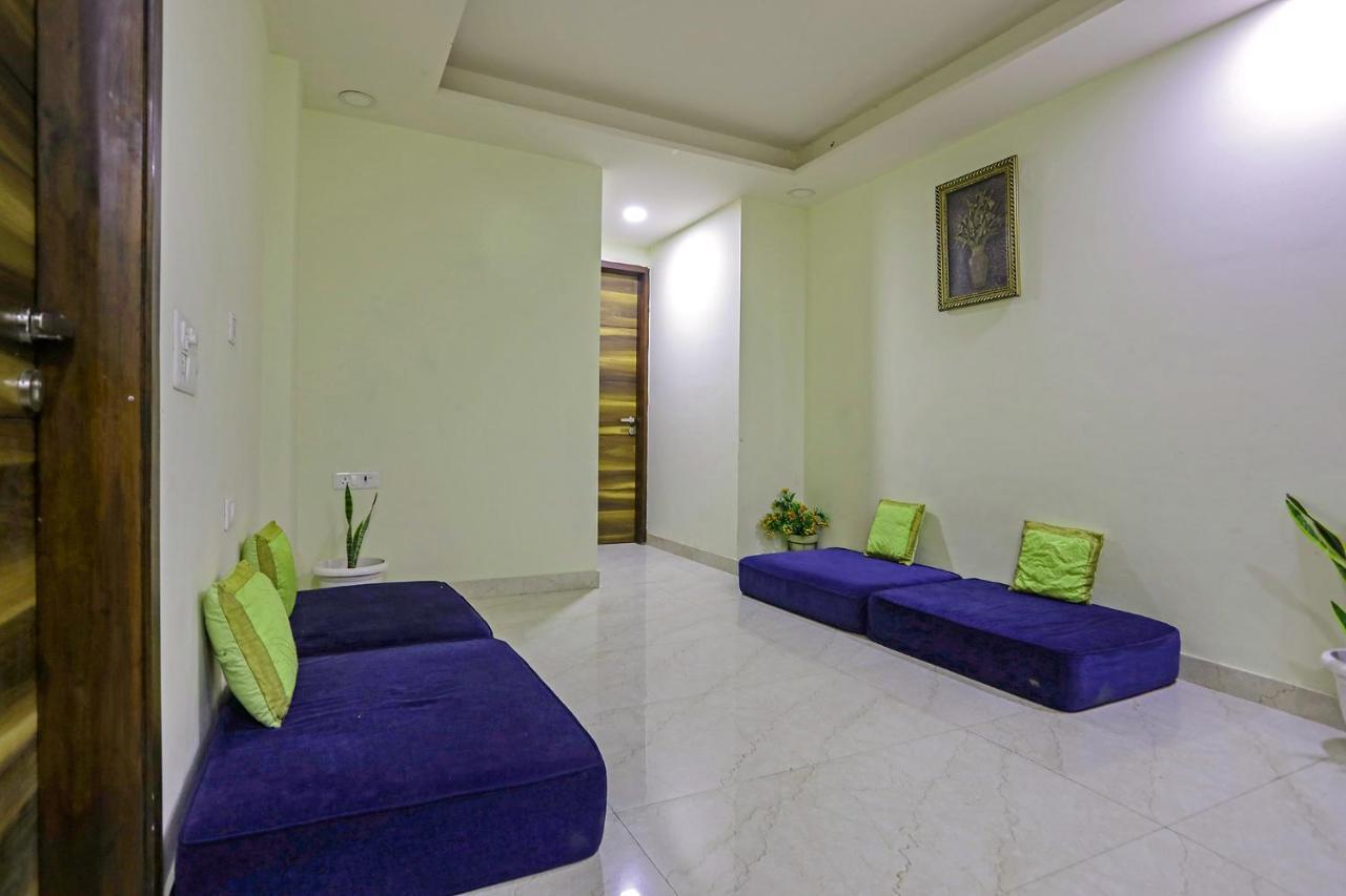 Fabhotel White House Bnb - Nr Yashobhoomi Convention Centre Delhi  Eksteriør bilde