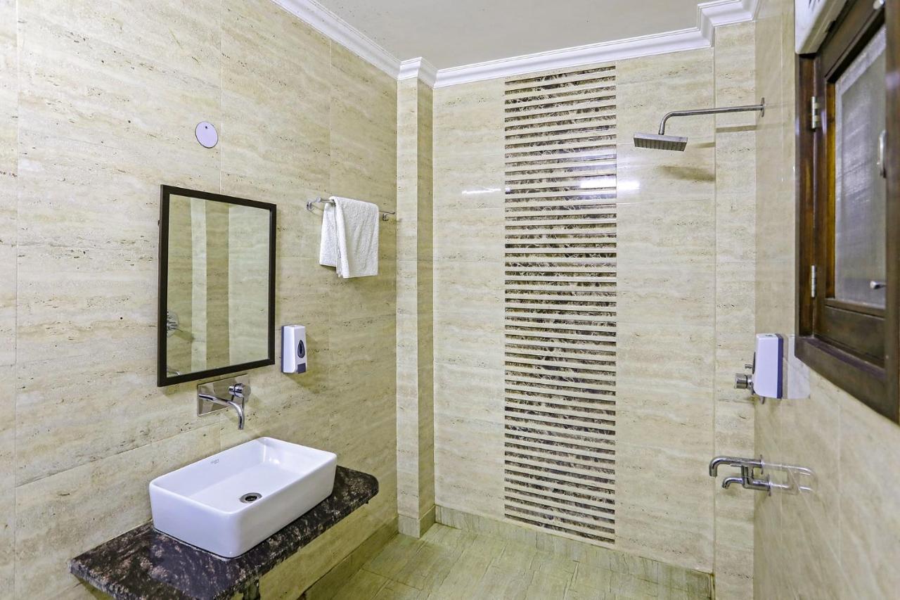 Fabhotel White House Bnb - Nr Yashobhoomi Convention Centre Delhi  Eksteriør bilde