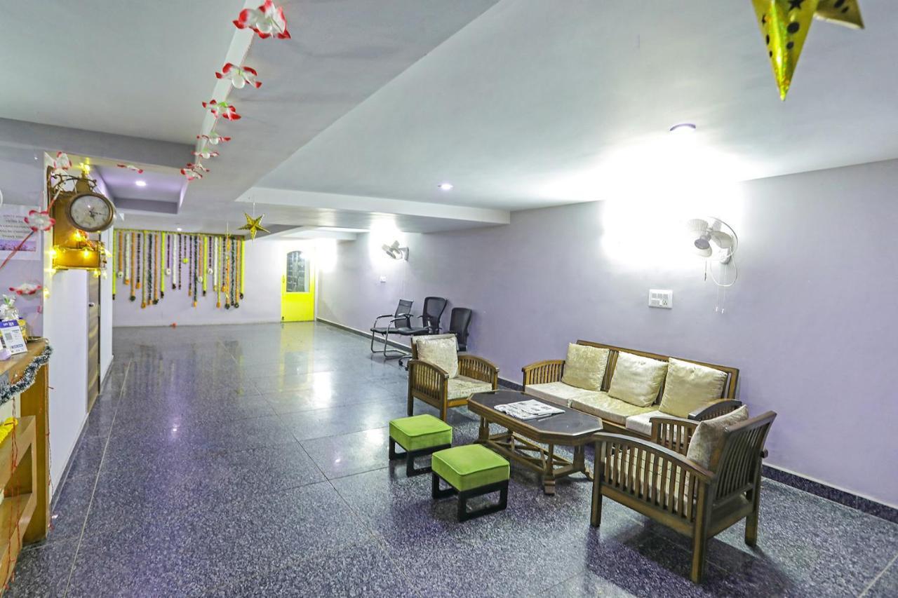Fabhotel White House Bnb - Nr Yashobhoomi Convention Centre Delhi  Eksteriør bilde