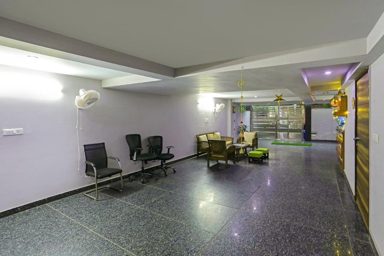 Fabhotel White House Bnb - Nr Yashobhoomi Convention Centre Delhi  Eksteriør bilde